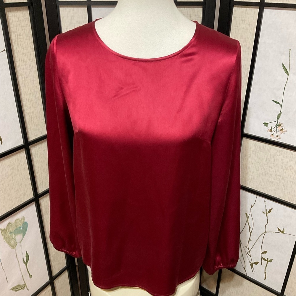 Lily Silk 100% Silk Top.  Deep Red.  Size XS